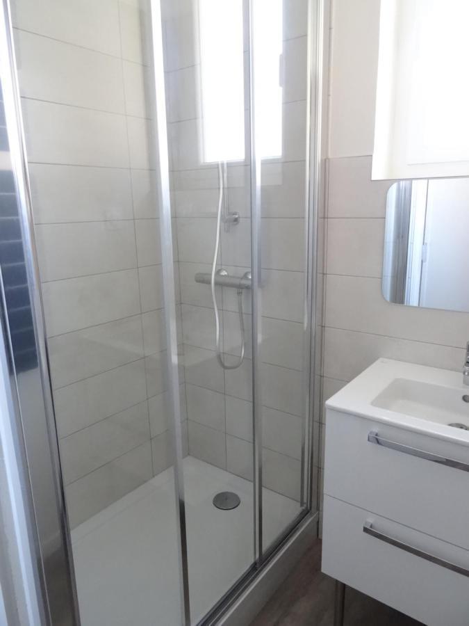 T3 Neuf 65M2 5 Personnes Avec Jardin Au Calme, Menage Inclus, Local Velo Bagneres-de-Luchon Exterior foto
