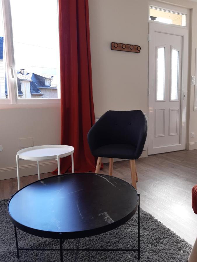 T3 Neuf 65M2 5 Personnes Avec Jardin Au Calme, Menage Inclus, Local Velo Bagneres-de-Luchon Exterior foto